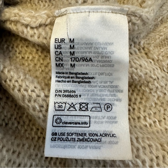 H& M Divided Tan Cropped Sweater B10/29 - Picture 5 of 9